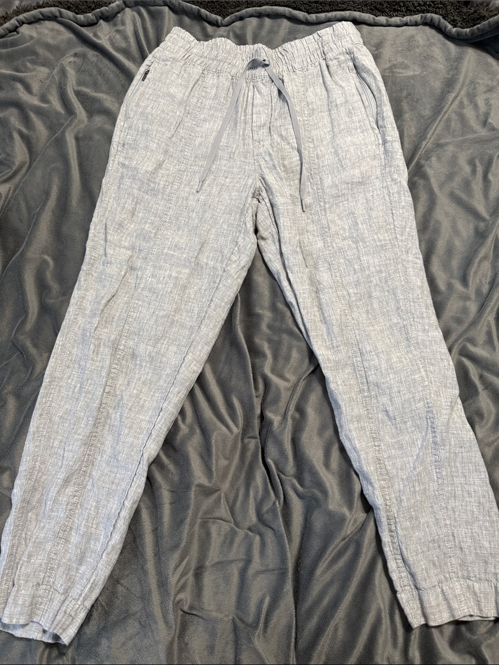 Athleta Light Gray Straight-Leg Drawstring Pants